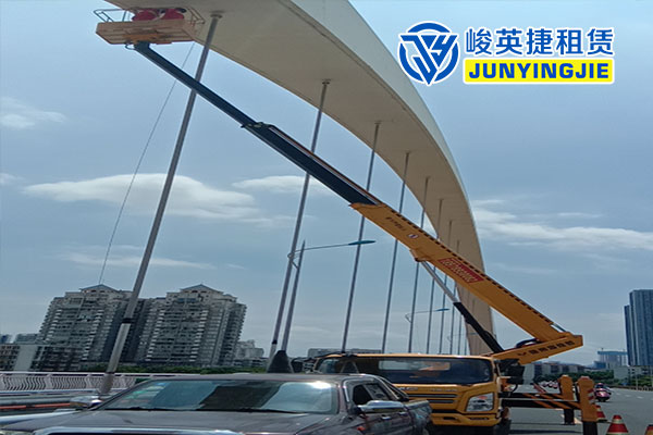 大新柳州桥梁检测施工现场